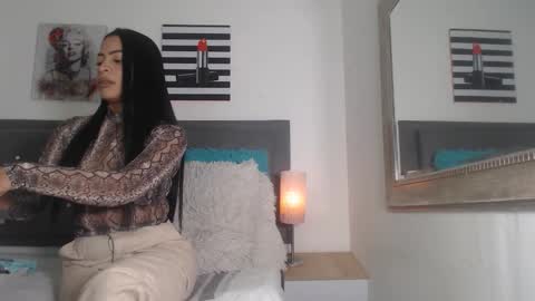Veronica online show from 11.15.25