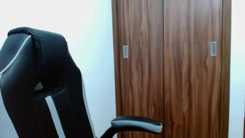 Snapshot of veronicaelite16 chatting on 12.23.24 Veronica Clark online show from 12.23.24