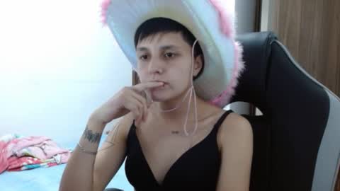 Snapshot of veronicaelite16 chatting on 02.02.25 Veronica Clark online show from 02.02.25