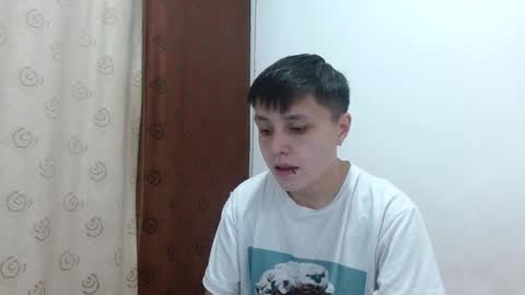 Snapshot of veronicaelite16 chatting on 03.08.25 Veronica Clark online show from 03.08.25