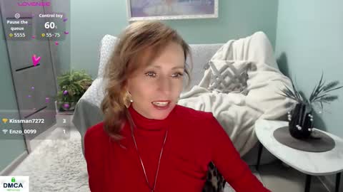 Snapshot of veronicagilbert chatting on 10.31.25 Helen online show from 10.31.25