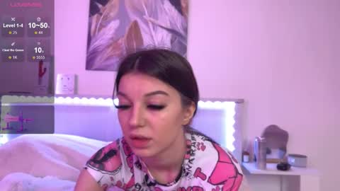 Snapshot of veronicaleal_ chatting on 09.20.25 Vivi online show from 09.20.25