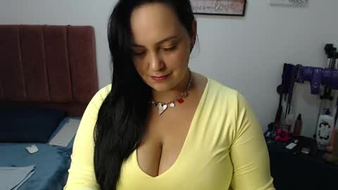 Snapshot of veroniicabbw_ chatting on 06.03.26 veroniicabbw_ online show from 06.03.26