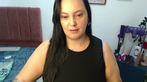 Snapshot of veroniicabbw_ chatting on 06.14.26 veroniicabbw_ online show from 06.14.26