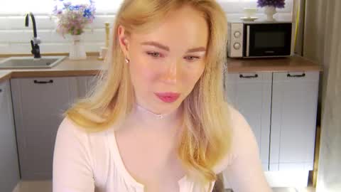 Veronika online show from 11.04.25