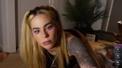 Snapshot of veronikavengeance chatting on 01.14.26 VeronikaVengeance online show from 01.14.26