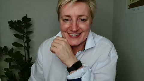 verony_ online show from 03.08.25