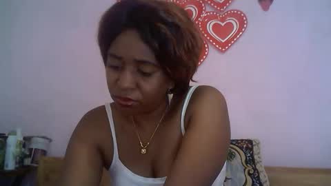 Snapshot of verronique1511 chatting on 10.15.25 verronique1511 online show from 10.15.25