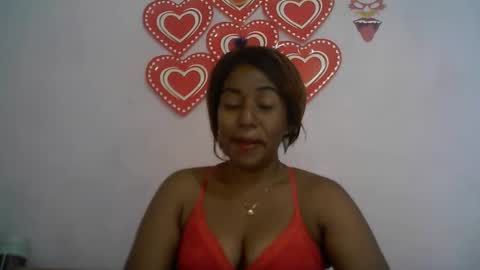Snapshot of verronique1511 chatting on 10.16.25 verronique1511 online show from 10.16.25