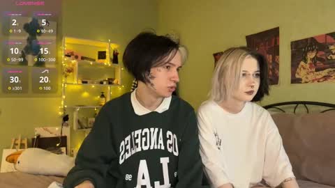 veryraretwins online show from 10.20.25