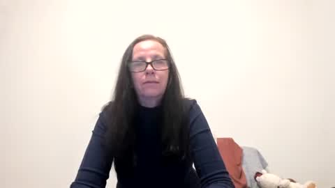 Snapshot of verysassypeachgoddess chatting on 01.12.26 verysassypeachgoddess online show from 01.12.26