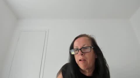 verysassypeachgoddess online show from 05.03.26