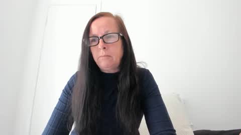 verysassypeachgoddess online show from 05.06.26