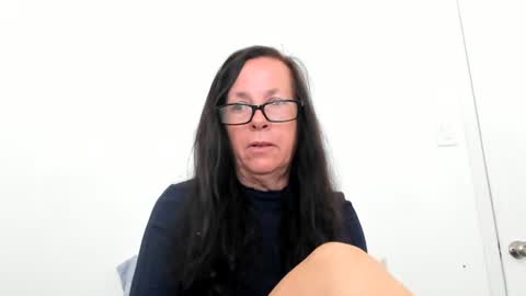 Snapshot of verysassypeachgoddess chatting on 07.25.26 verysassypeachgoddess online show from 07.25.26