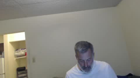 Snapshot of veryveryhairmanindenver chatting on 12.15.24 hairy man online show from 12.15.24
