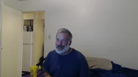 Snapshot of veryveryhairmanindenver chatting on 10.01.25 hairy man online show from 10.01.25