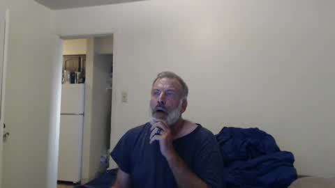 Snapshot of veryveryhairmanindenver chatting on 10.10.25 hairy man online show from 10.10.25