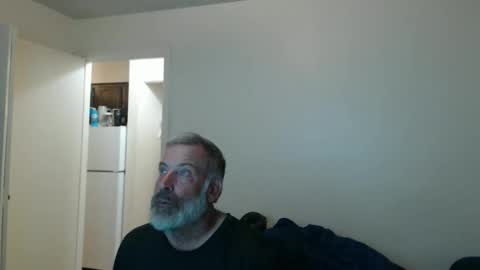 Snapshot of veryveryhairmanindenver chatting on 10.22.25 hairy man online show from 10.22.25