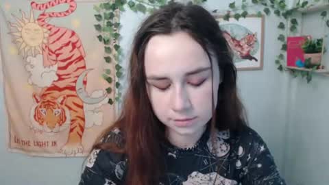 Snapshot of veryveryvery_shy chatting on 07.09.26 veryveryvery_shy online show from 07.09.26
