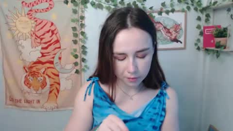 Snapshot of veryveryvery_shy chatting on 07.17.26 veryveryvery_shy online show from 07.17.26