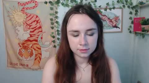 Snapshot of veryveryvery_shy chatting on 07.29.26 veryveryvery_shy online show from 07.29.26