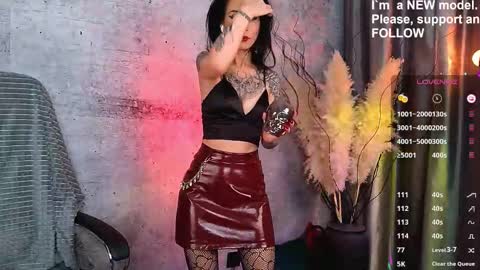 Snapshot of vespera_ chatting on 11.15.25 Lady or Goddess Vespera online show from 11.15.25