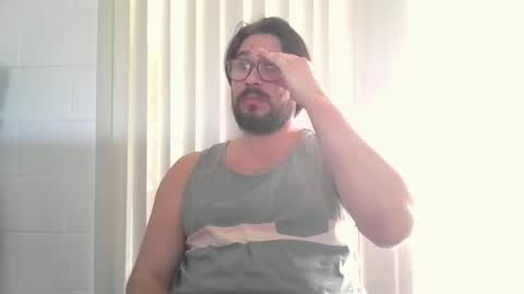 Snapshot of vesturelove chatting on 11.02.25 vesturelove online show from 11.02.25