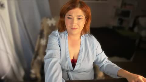 Snapshot of vi__vixen chatting on 08.08.26 Vi Vixen online show from 08.08.26