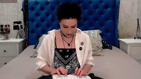 Snapshot of via_mayer chatting on 06.30.26 Via online show from 06.30.26