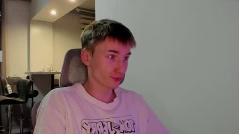 Snapshot of vibemygirl chatting on 02.11.26 vibemygirl online show from 02.11.26