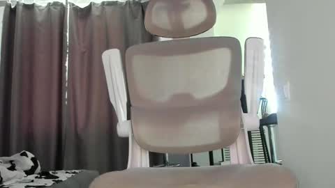 Snapshot of vibemygirl chatting on 03.06.26 vibemygirl online show from 03.06.26