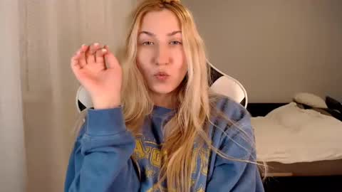 Amelia online show from 02.24.25