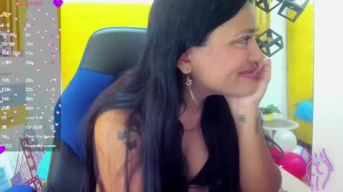 nahomy online show from 02.19.25