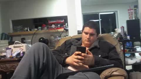 Snapshot of vicantis chatting on 12.03.25 Matt online show from 12.03.25