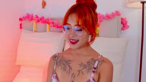 Snapshot of vicioushorse33 chatting on 10.30.25 Sophie and Stan online show from 10.30.25