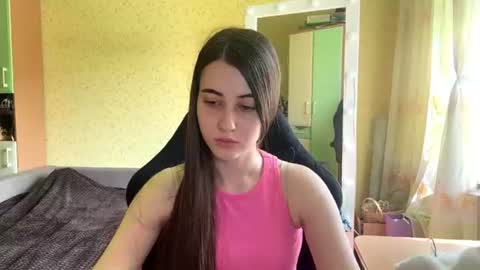 Snapshot of vickeyrosete chatting on 07.25.26 Jesse online show from 07.25.26