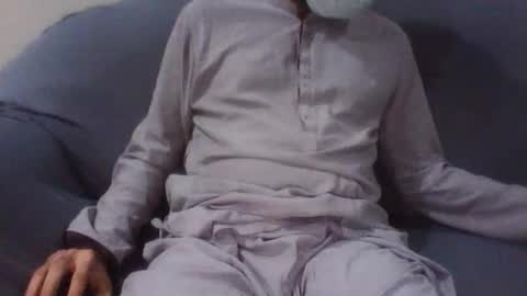 Snapshot of vicky_5540 chatting on 12.20.25 Big Dick Sxy Ass online show from 12.20.25