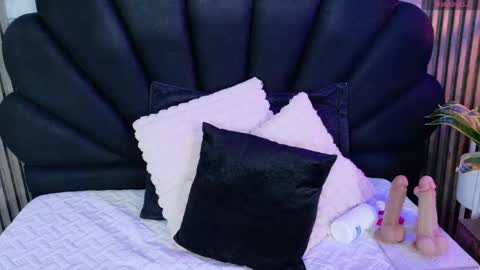 vicky_lopezz_ online show from 05.16.26
