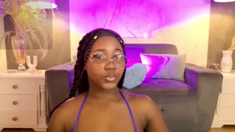 Vicky Walles online show from 10.18.25