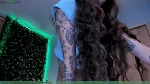 Victoria   online show from 08.05.26