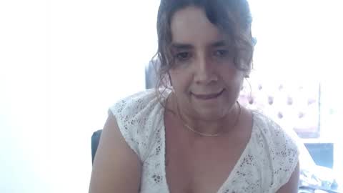 Snapshot of victoria25_meester chatting on 05.09.26 Hi guys Im victoria Be the one who can control me in PVT online show from 05.09.26