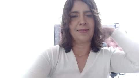 Snapshot of victoria25_meester chatting on 06.02.26 Hi guys Im victoria Be the one who can control me in PVT online show from 06.02.26