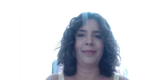 Snapshot of victoria25_meester chatting on 06.08.26 Hi guys Im victoria Be the one who can control me in PVT online show from 06.08.26