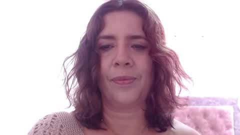 Snapshot of victoria25_meester chatting on 06.14.26 Hi guys Im victoria Be the one who can control me in PVT online show from 06.14.26