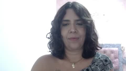 Snapshot of victoria25_meester chatting on 06.24.26 Hi guys Im victoria Be the one who can control me in PVT online show from 06.24.26