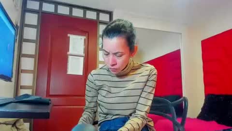 Victoria  grey  online show from 05.21.26