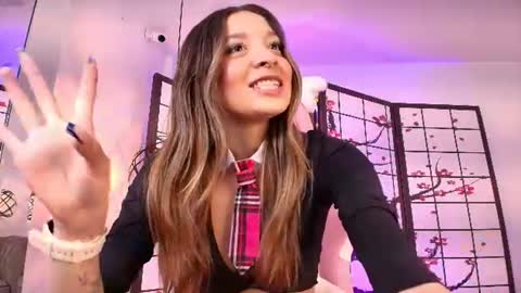 Snapshot of victoria_adams14 chatting on 07.16.26 Victoria for you online show from 07.16.26