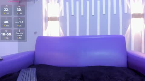 Victoria online show from 12.17.24