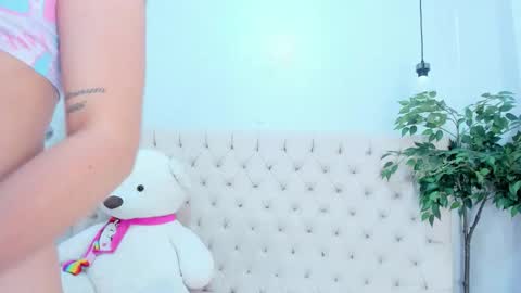 Victoria online show from 02.26.26