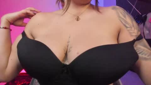 victoria_floyd1 online show from 04.25.26